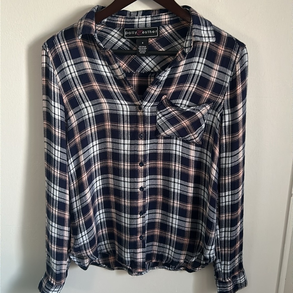 Women’s Polly & Esther Lightweight Plaid Long Sleeve Button Up Shirt Blouse